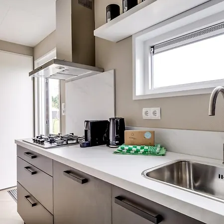 Cube Xl 77 I 6-persoons In Holiday home